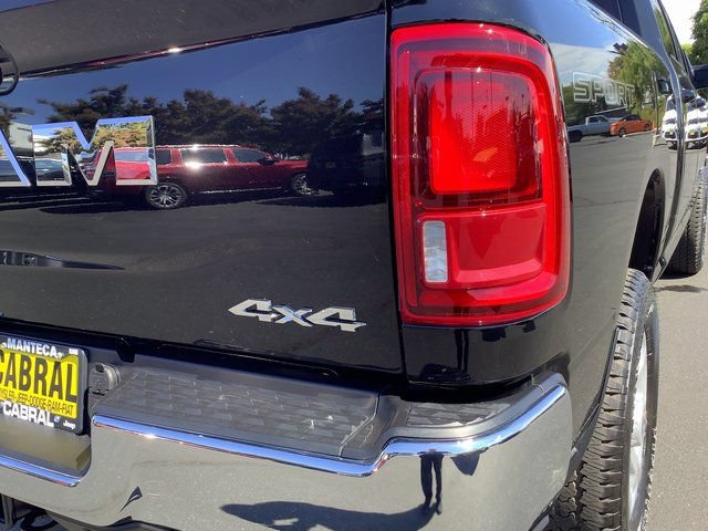 New 2026 RAM 2500 Laramie w/ Sport Appearance Package AWD/4WD image 51