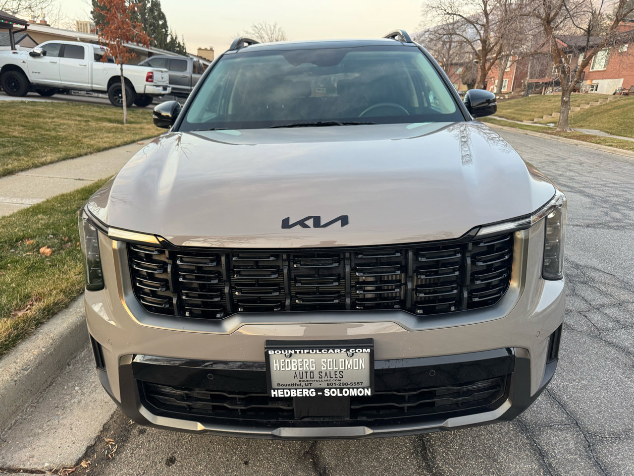 Used 2025 Kia Sorento X-Line EX image 3