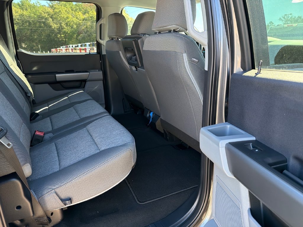New 2027 Ford F250 XL w/ Tremor Off-Road Package AWD/4WD image 13