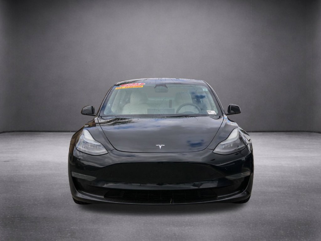 Used 2023 Tesla Model 3 Standard Range RWD image 9