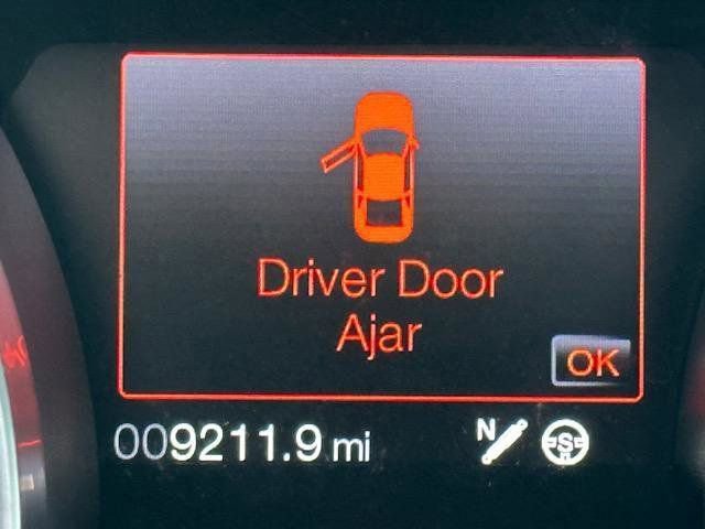 Used 2014 Ford Mustang Shelby GT500 w/ Equipment Group 821A image 23