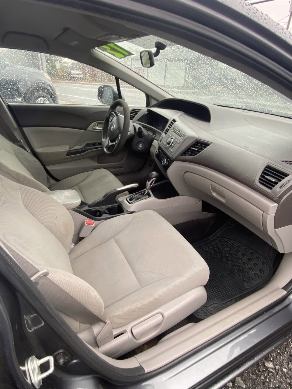 Used 2012 Honda Civic LX image 3