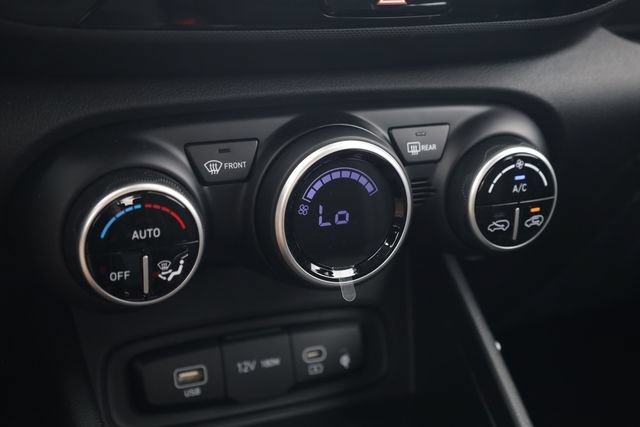 New 2026 Hyundai Venue SEL FWD image 19