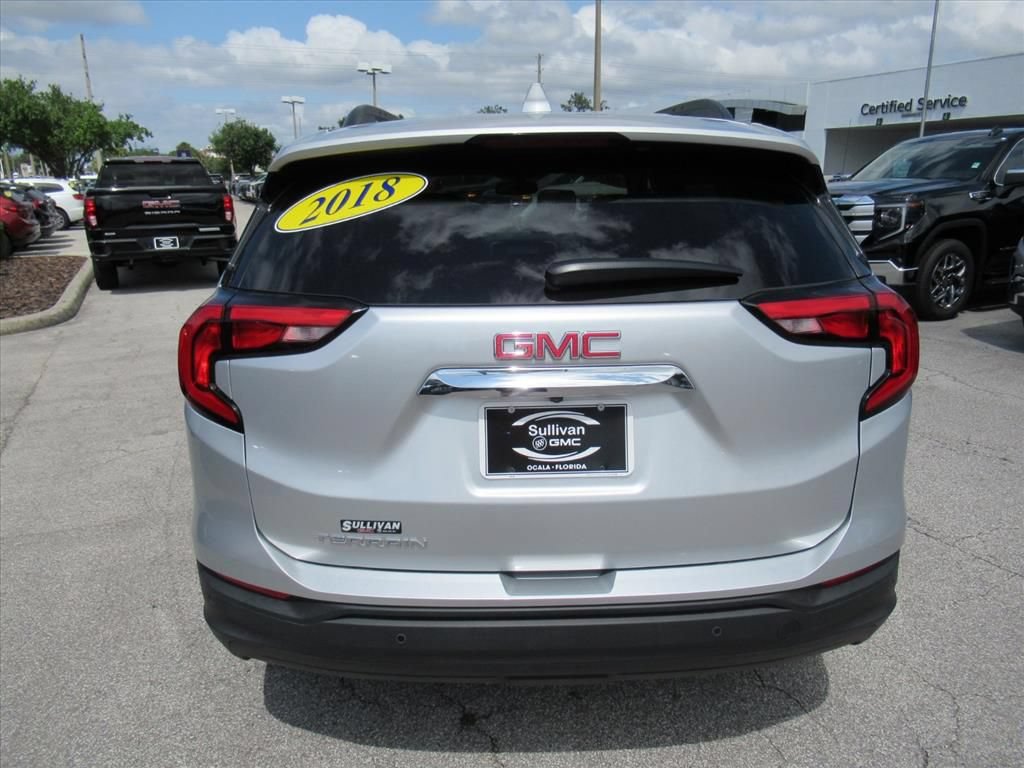 Used 2018 GMC Terrain SLE w/ Driver Convenience Package FWD image 6
