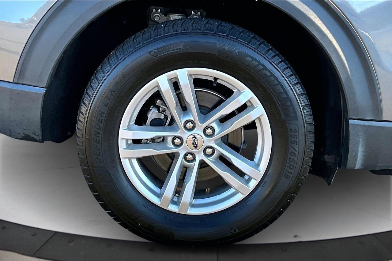 Used 2021 Ford Explorer XLT w/ Class III Trailer Tow Package image 35