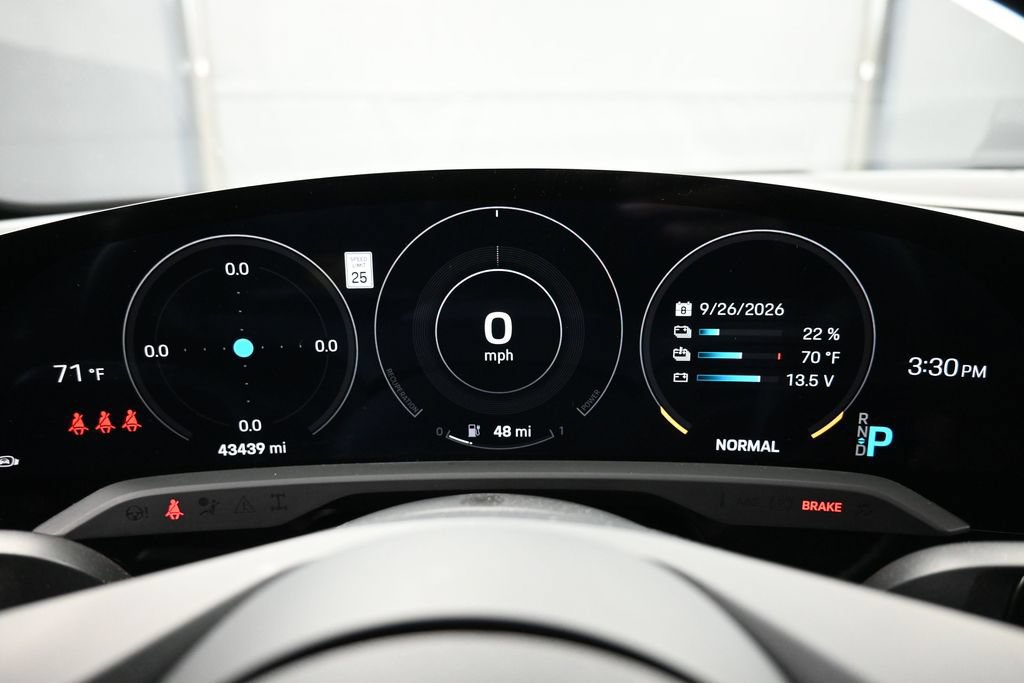 Certified 2021 Porsche Taycan 4S AWD/4WD image 18