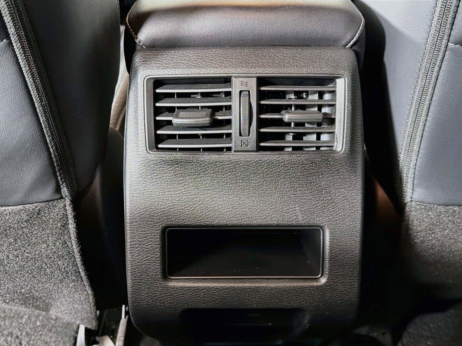 Used 2022 Mitsubishi Outlander SE AWD/4WD image 29