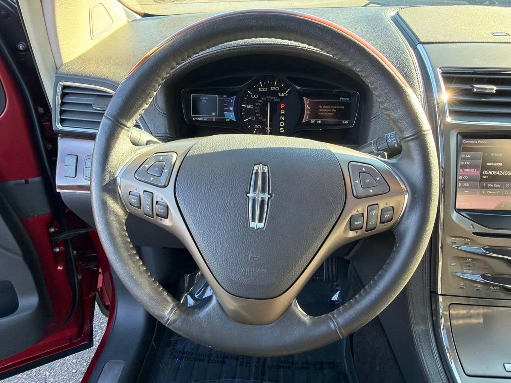 Used 2013 Lincoln MKX AWD image 22