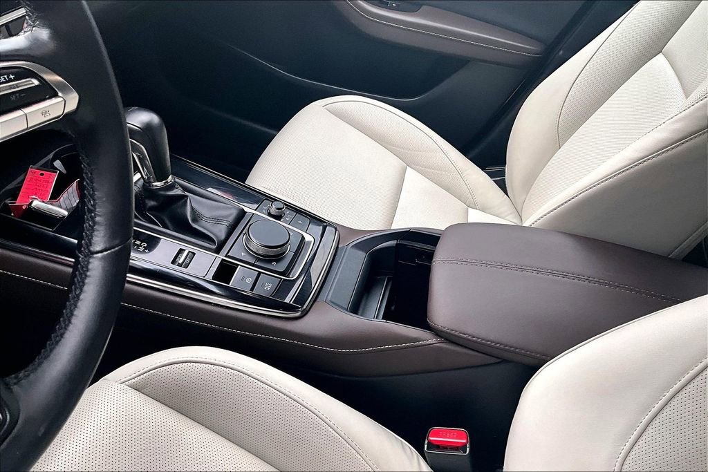 Used 2021 MAZDA CX-30 FWD 2.5 S w/ Premium Package image 16