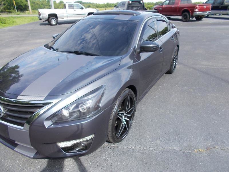 Used 2013 Nissan Altima 3.5 SL w/ Technology Pkg FWD image 8