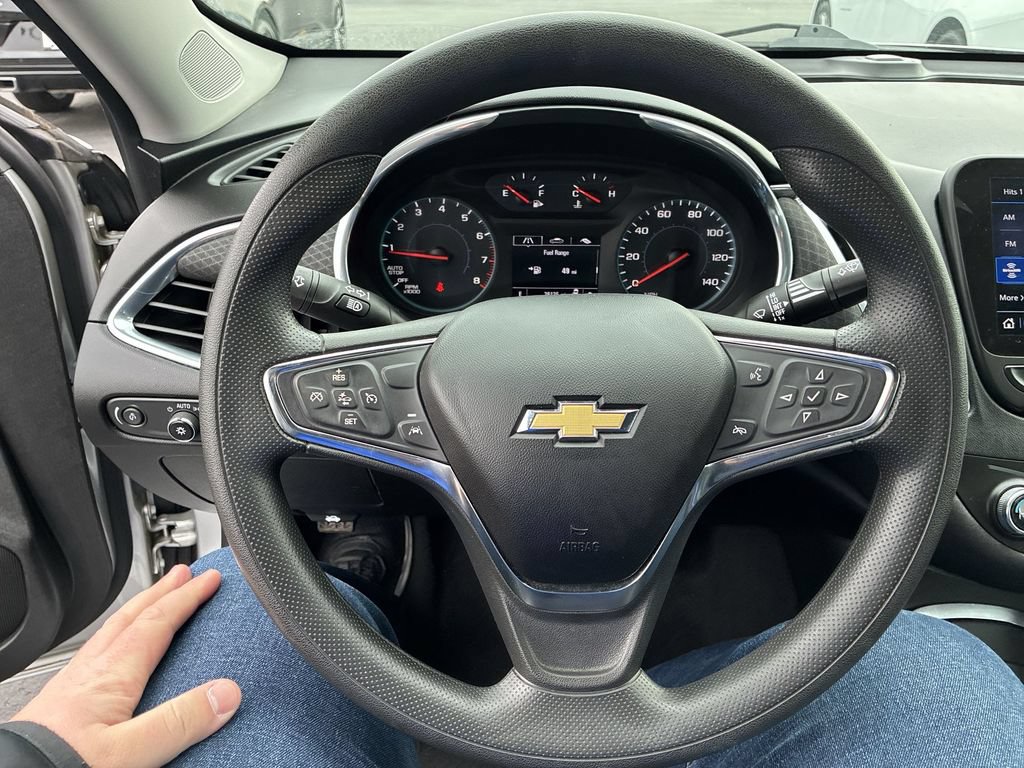 Used 2021 Chevrolet Malibu LT FWD image 14