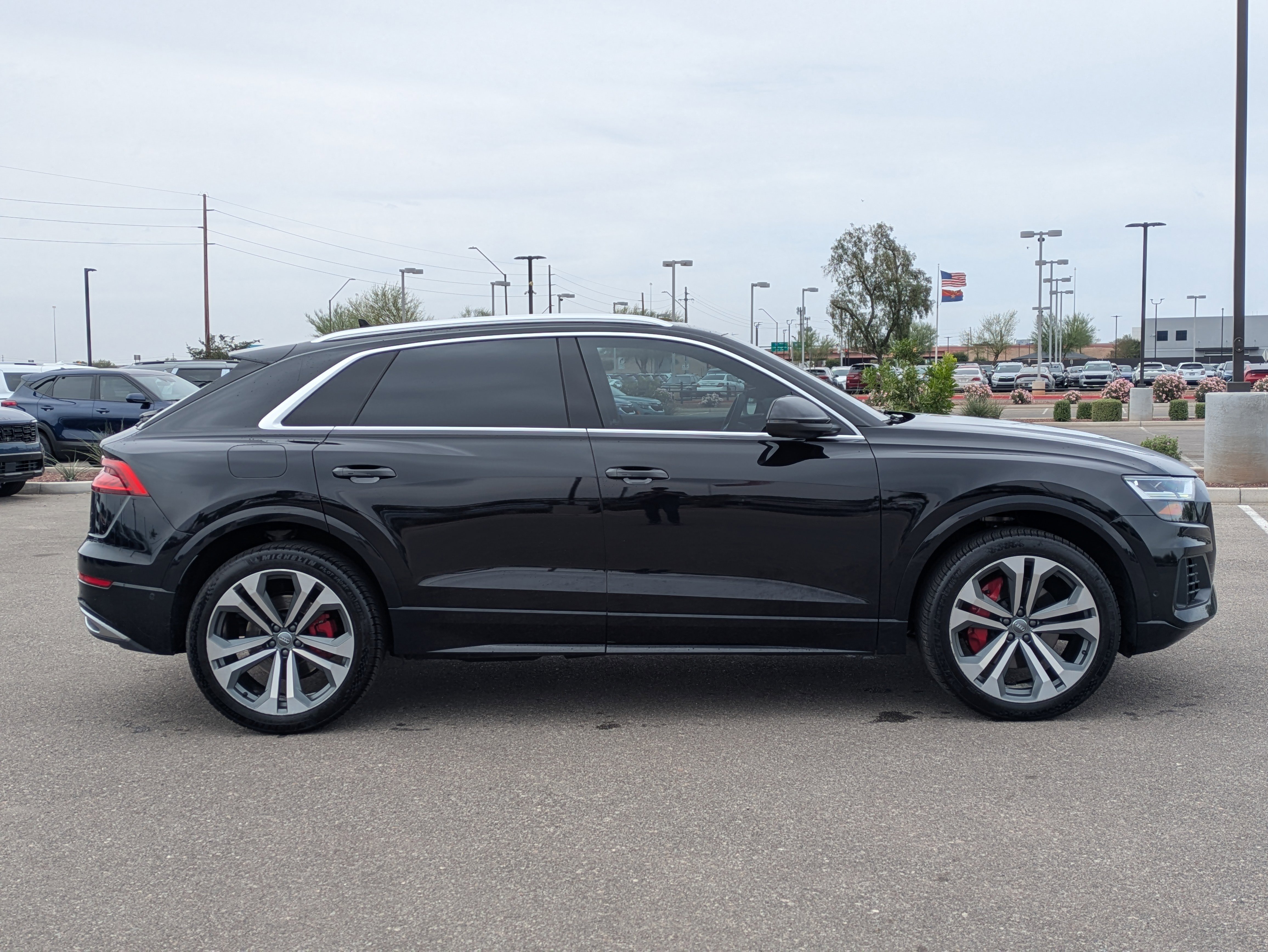 Used 2019 Audi Q8 Premium Plus AWD/4WD image 6