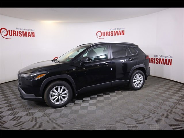 Used 2026 Toyota Corolla Cross LE image 5