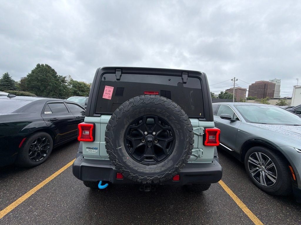 Used 2023 Jeep Wrangler Unlimited Rubicon 4xe AWD/4WD image 7
