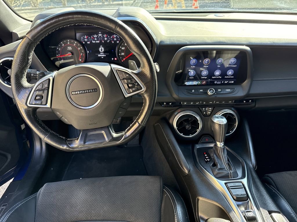 Used 2023 Chevrolet Camaro LT RWD image 8