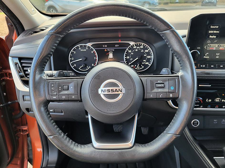 Used 2021 Nissan Rogue SL w/ Premium Package image 13