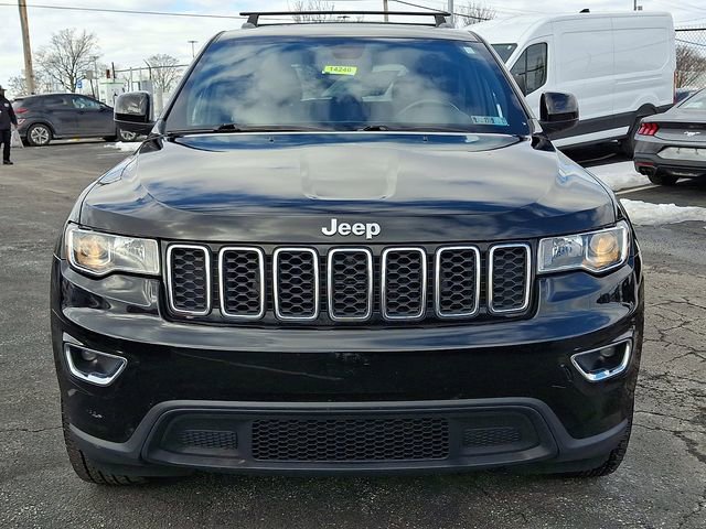 Used 2019 Jeep Grand Cherokee Laredo w/ Laredo X Package image 2