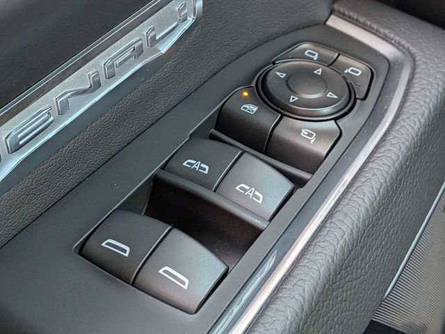 Used 2025 GMC Sierra 1500 Denali image 25