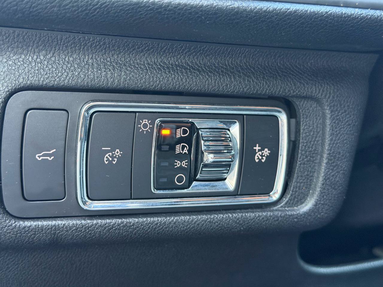 Used 2020 Lincoln Corsair AWD w/ Premium Package image 25