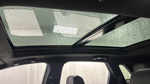 Used 2025 Cadillac XT5 Premium Luxury image 36