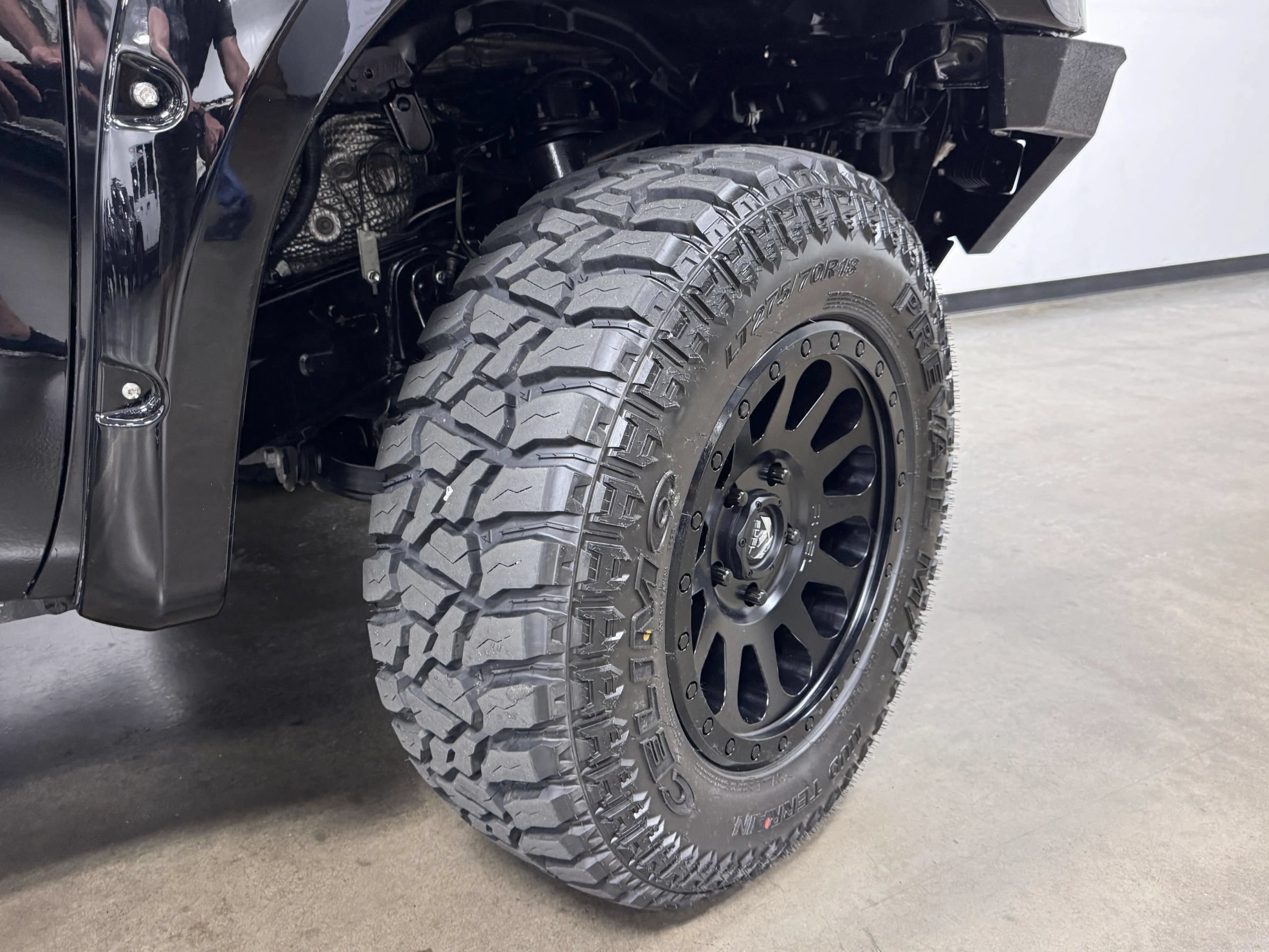 Used 2013 Toyota Tundra Limited w/ Memory Pkg AWD/4WD image 17