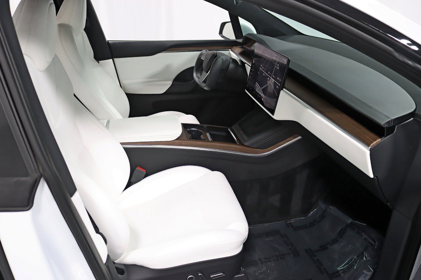 Used 2023 Tesla Model X AWD/4WD image 34