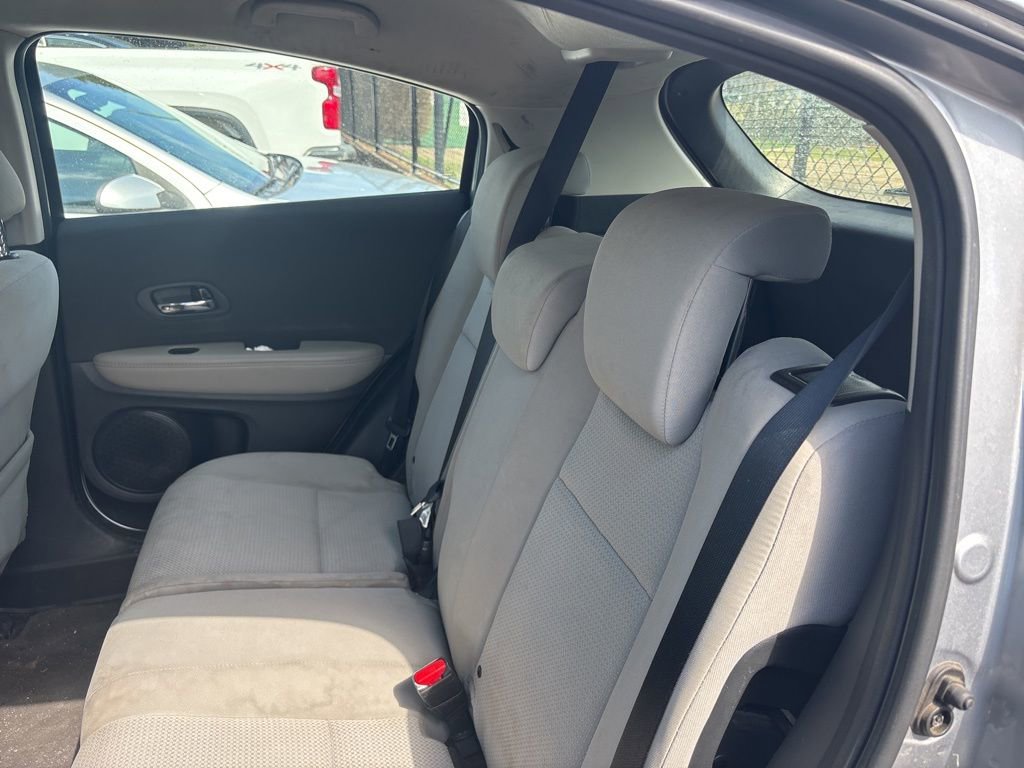 Used 2019 Honda HR-V LX image 10