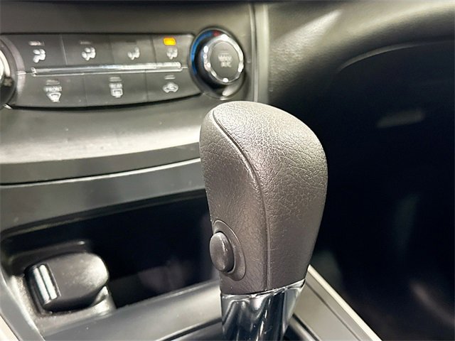 Used 2017 Nissan Sentra S image 15