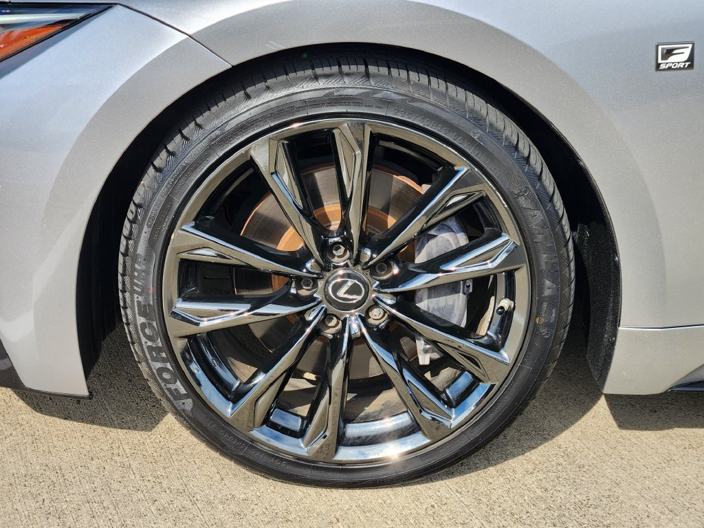 Used 2022 Lexus IS 350 F Sport w/ Navigation Package RWD image 10