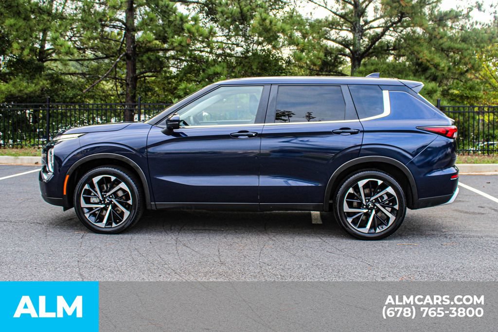 Used 2024 Mitsubishi Outlander SE FWD image 5