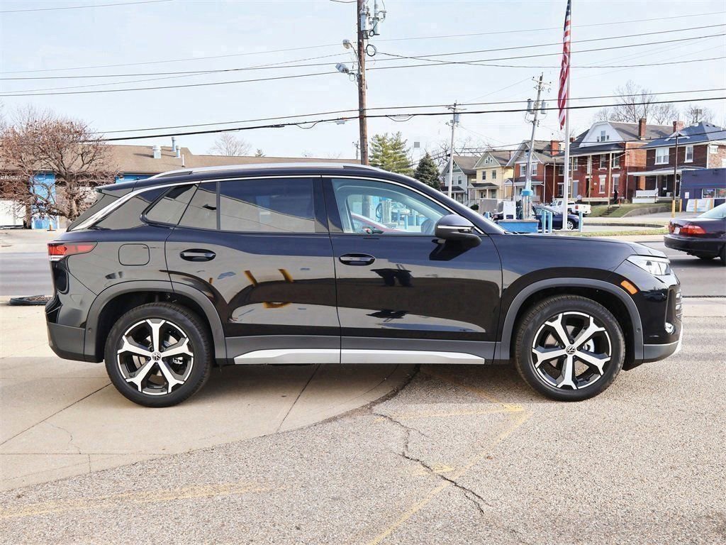 New 2026 Volkswagen Tiguan SE image 6