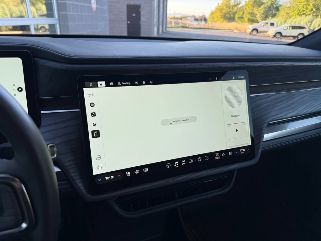 Used 2022 Rivian R1S Launch Edition Quad AWD/4WD image 25