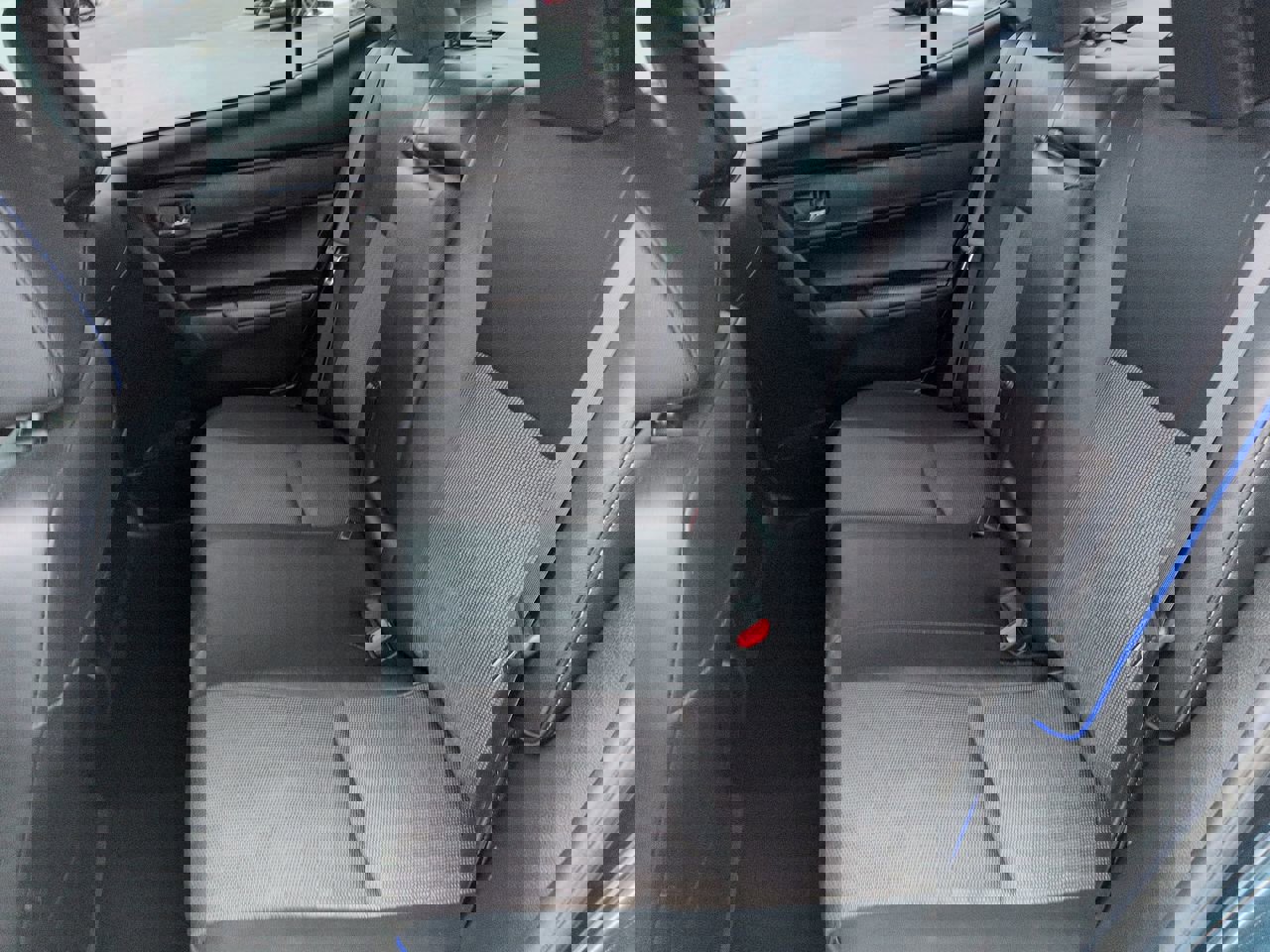 Used 2018 Toyota Corolla SE image 13