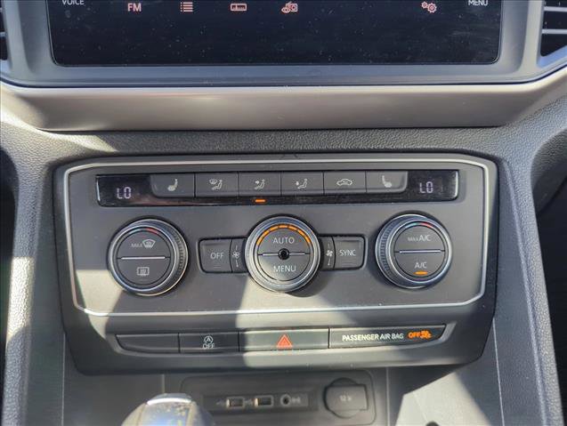 Used 2020 Volkswagen Atlas Cross Sport SE w/ Towing Package image 7