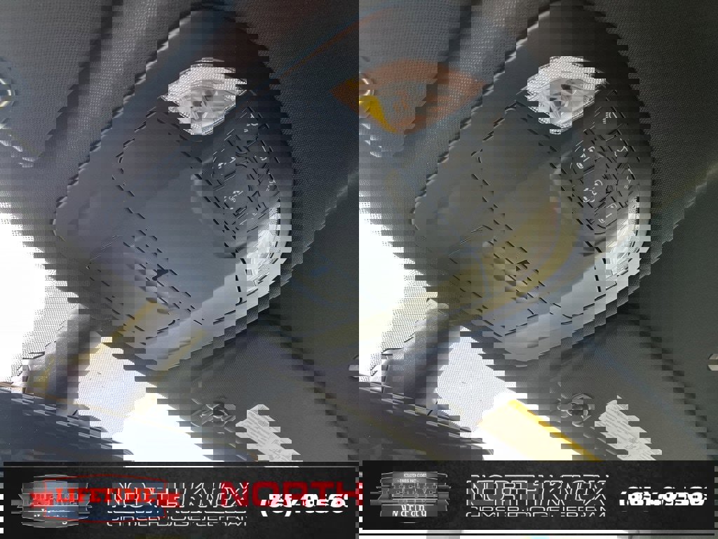 New 2026 Chrysler Voyager LX image 12