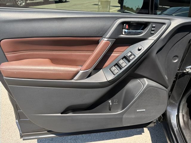Used 2018 Subaru Forester 2.5i Touring AWD/4WD image 18