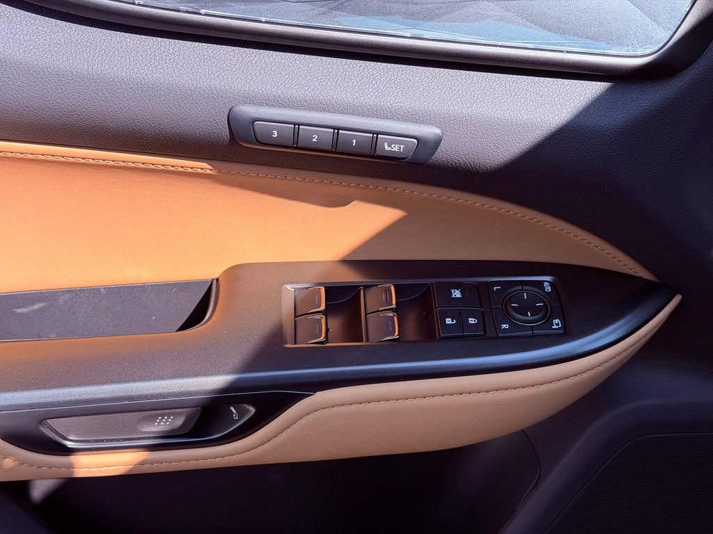 Certified 2025 Lexus NX 350 AWD w/ Accessory Package (Z2) image 18