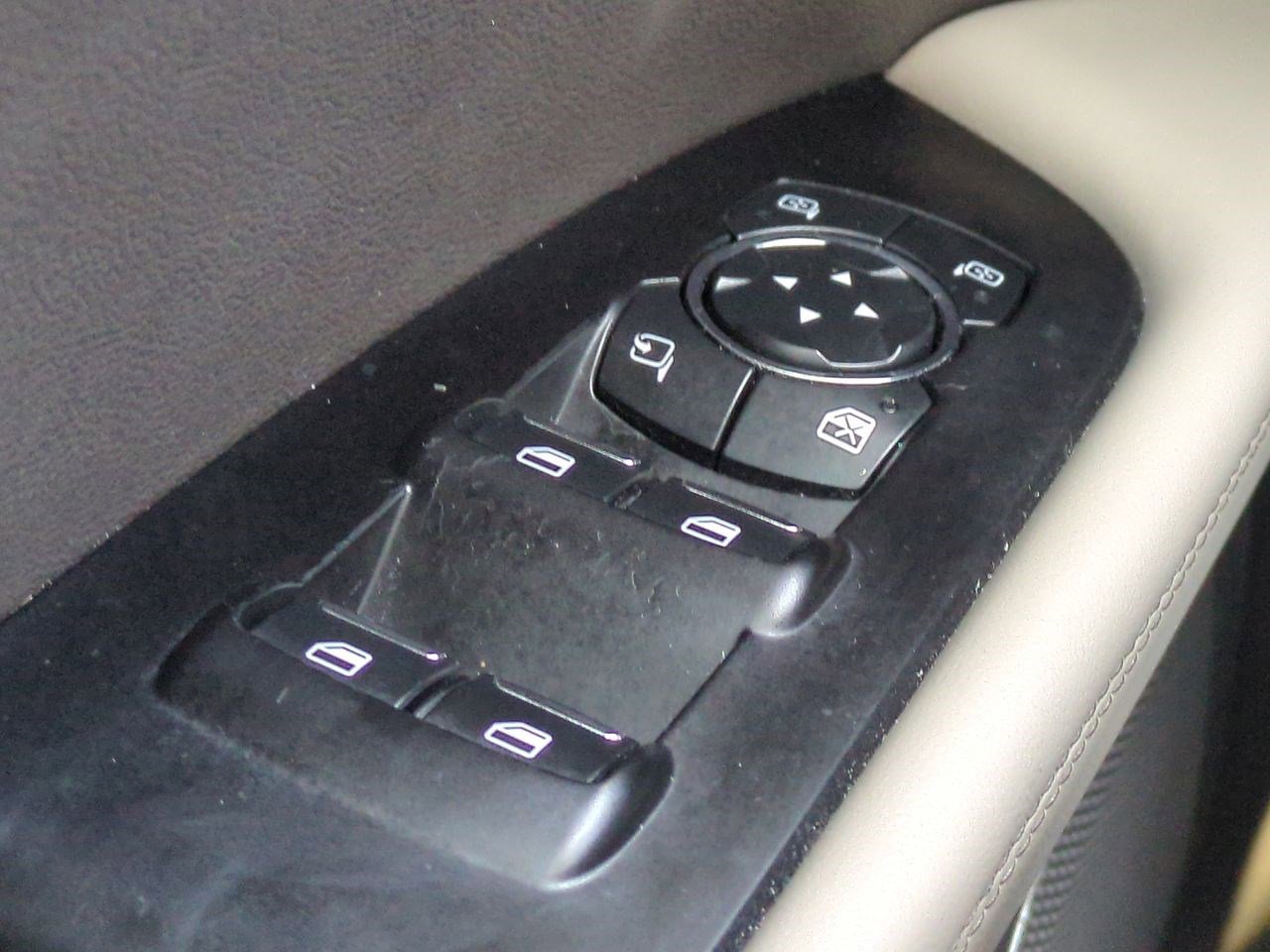 Certified 2023 Lincoln Nautilus Reserve w/ Monochromatic Package image 25