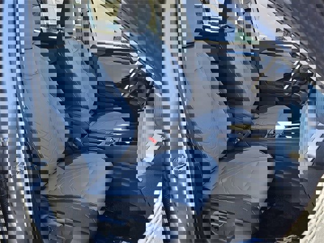 New 2026 Volkswagen Tiguan SE image 17