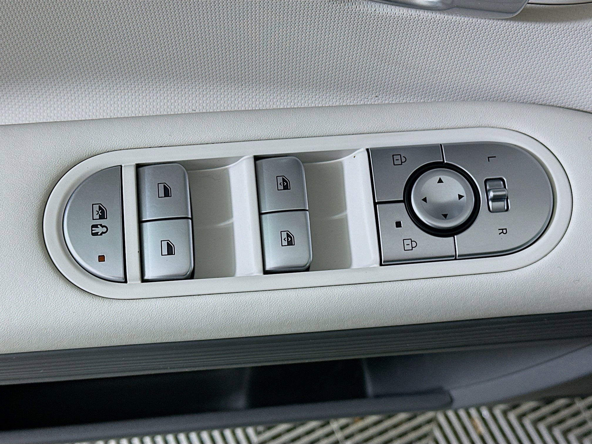 Used 2024 Hyundai Ioniq 5 SEL RWD image 15