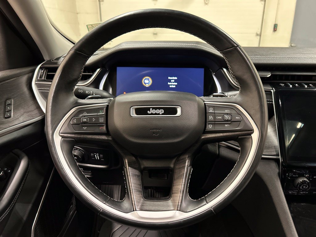 Used 2021 Jeep Grand Cherokee L Limited AWD/4WD image 21