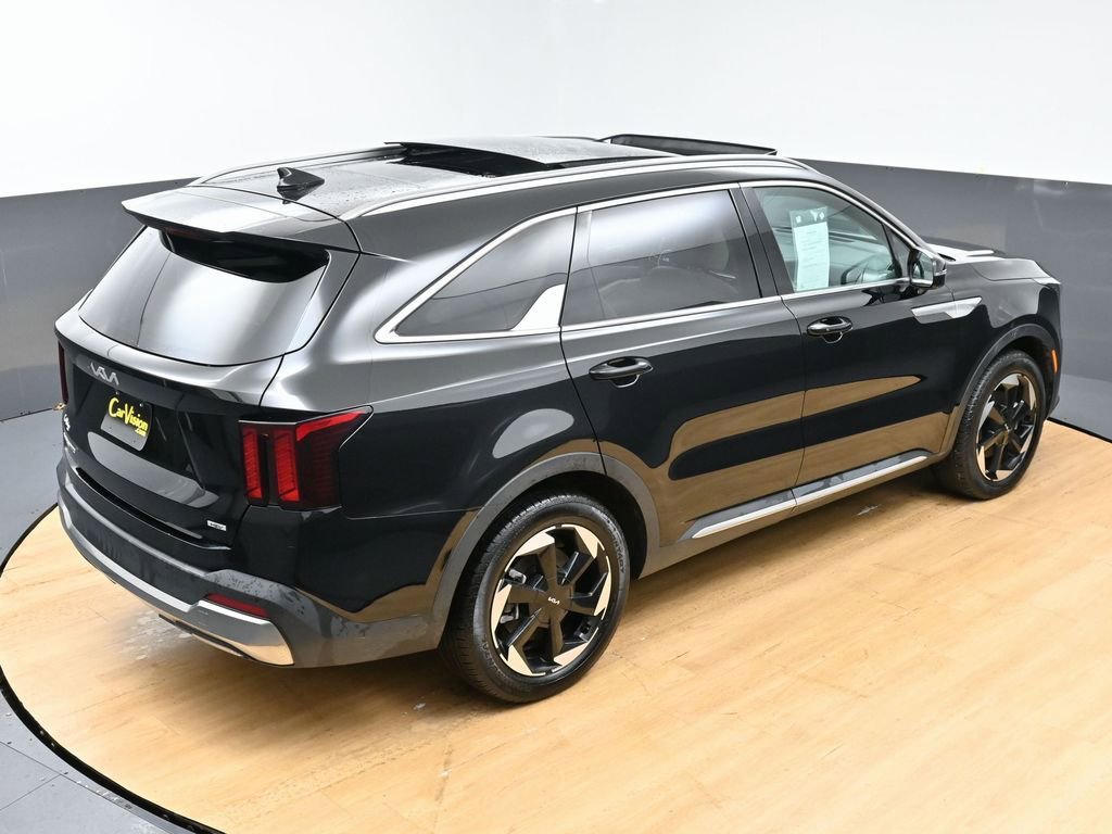 Used 2025 Kia Sorento EX w/ EX Panoramic Sunroof Package image 47