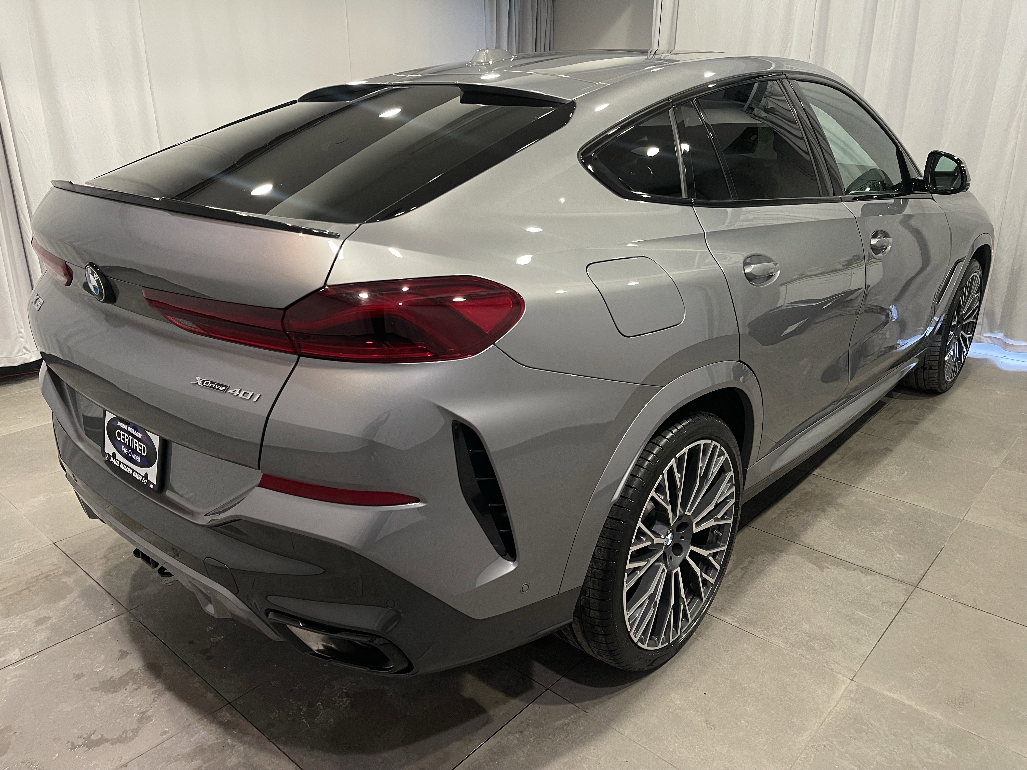 Used 2024 BMW X6 xDrive40i w/ Premium Package image 7