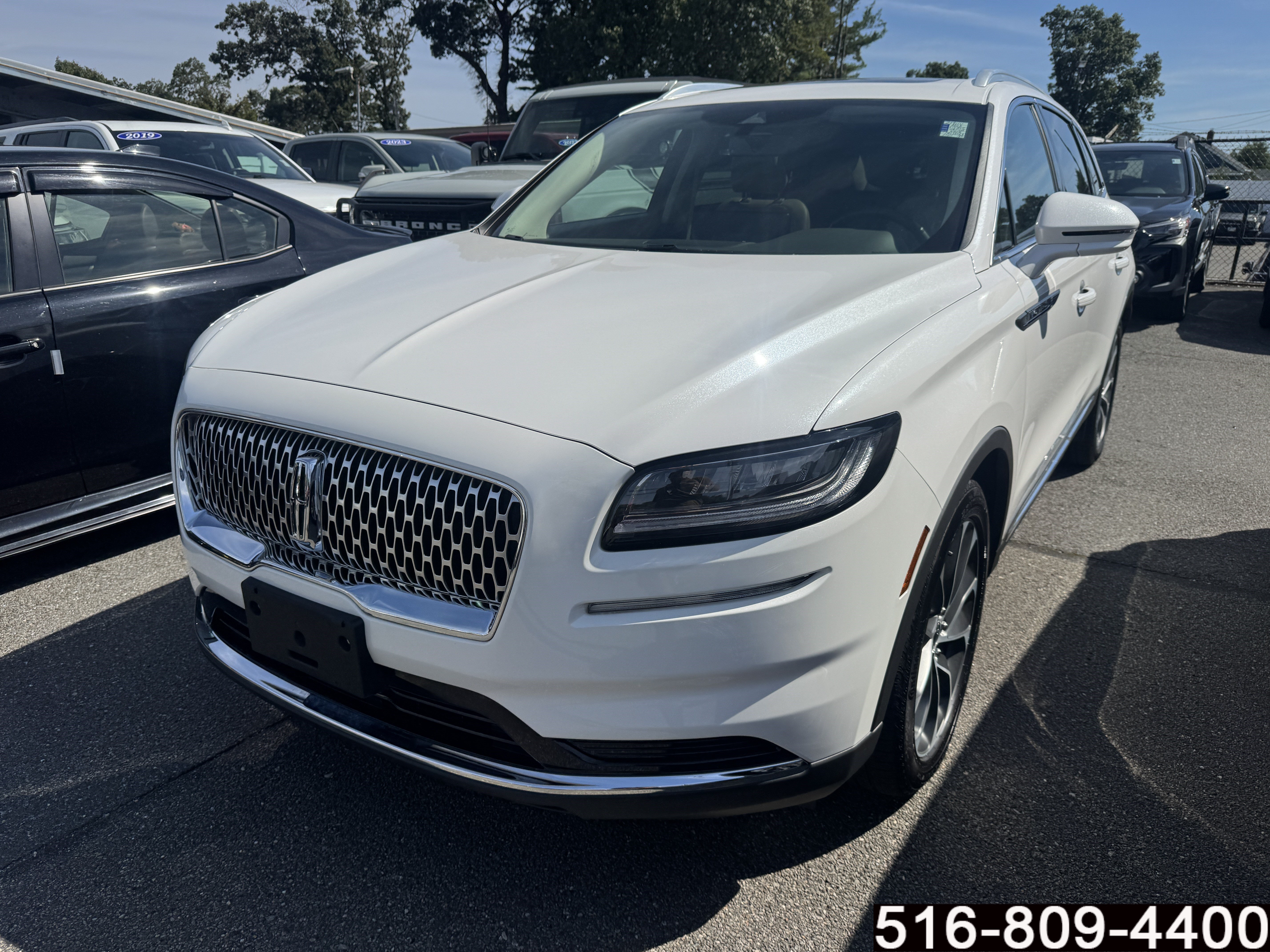 Used 2023 Lincoln Nautilus Reserve AWD/4WD image 8
