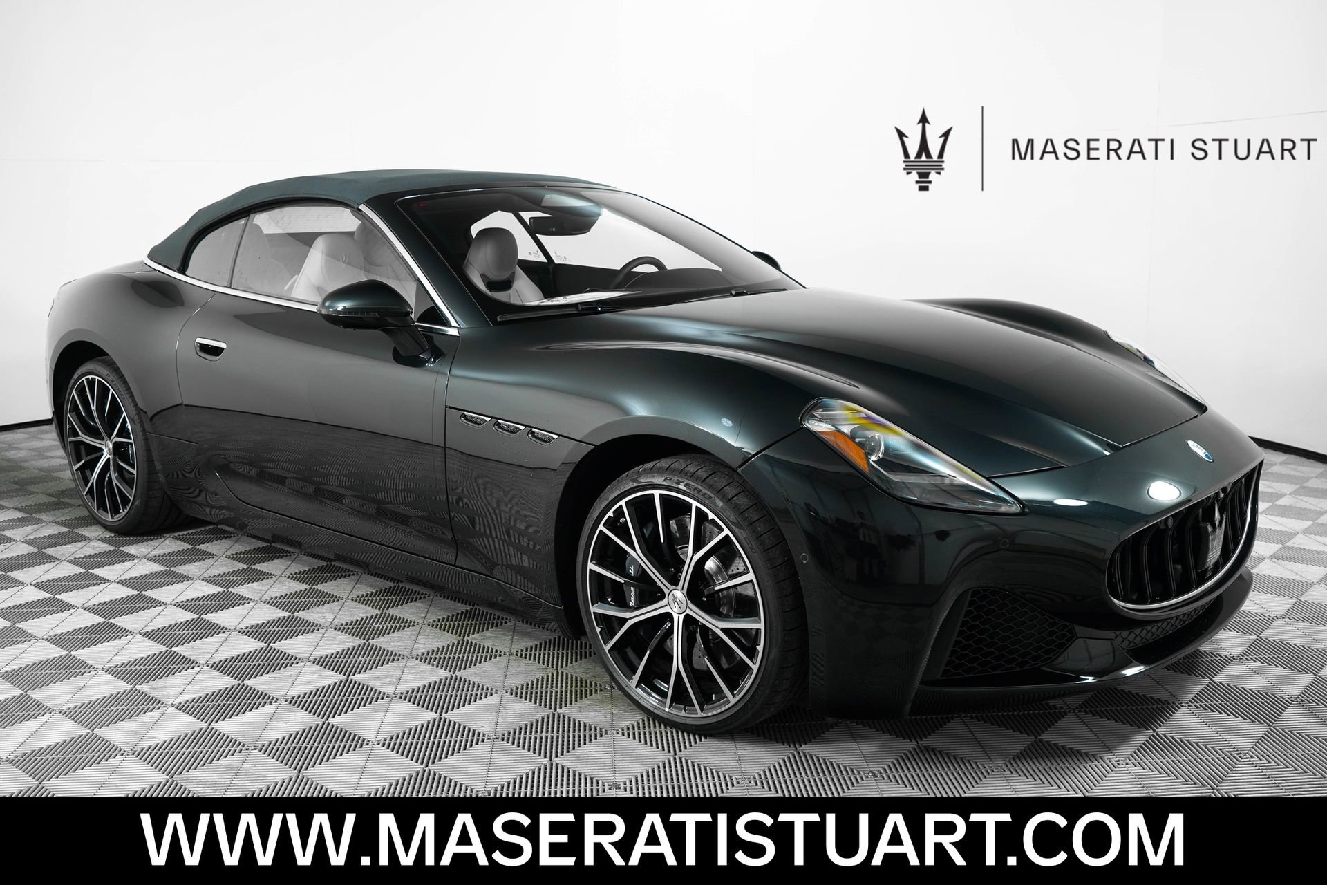 New 2025 Maserati GranCabrio Modena