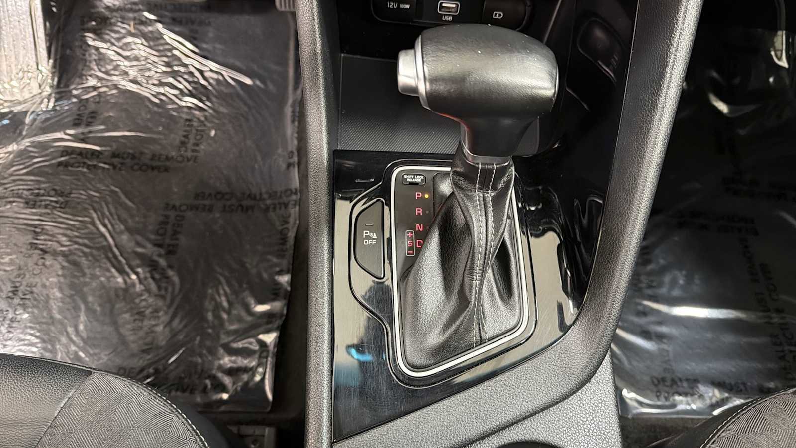 Used 2022 Kia Niro LXS FWD image 21