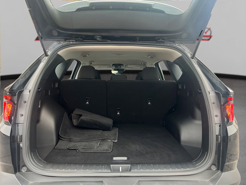 Certified 2024 Hyundai Tucson SE image 11