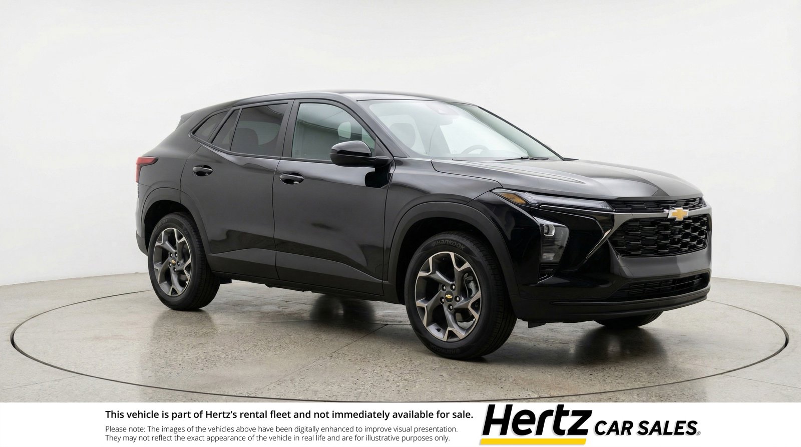 Used 2025 Chevrolet Trax LT image 1