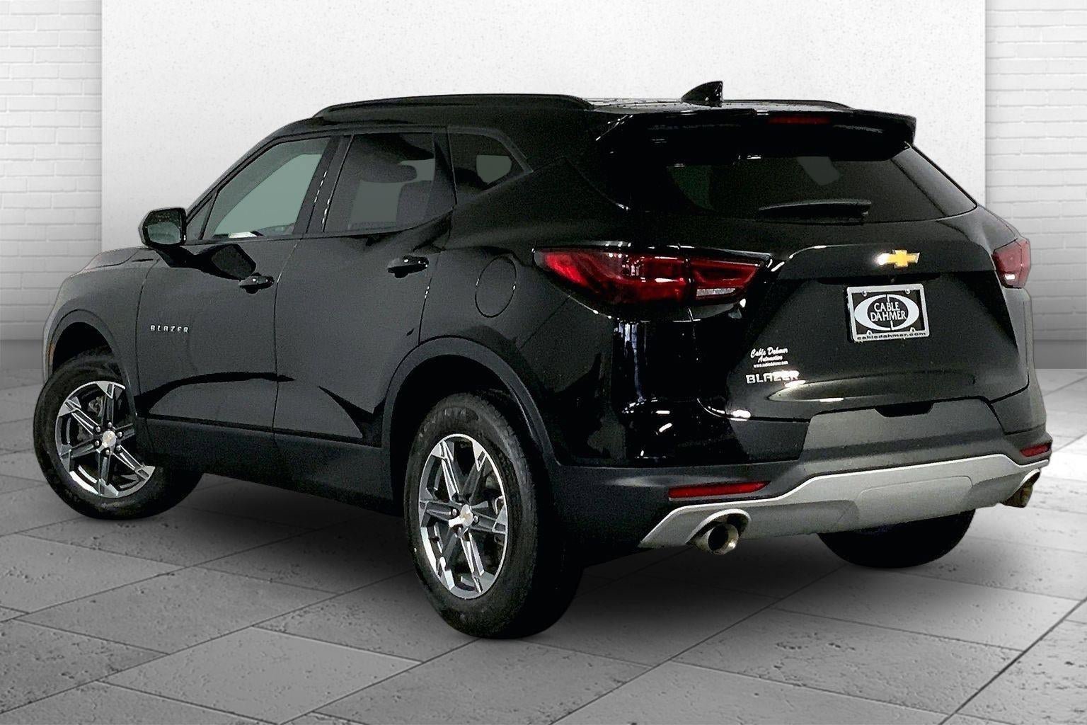 Used 2024 Chevrolet Blazer LT w/ Convenience Package FWD image 11