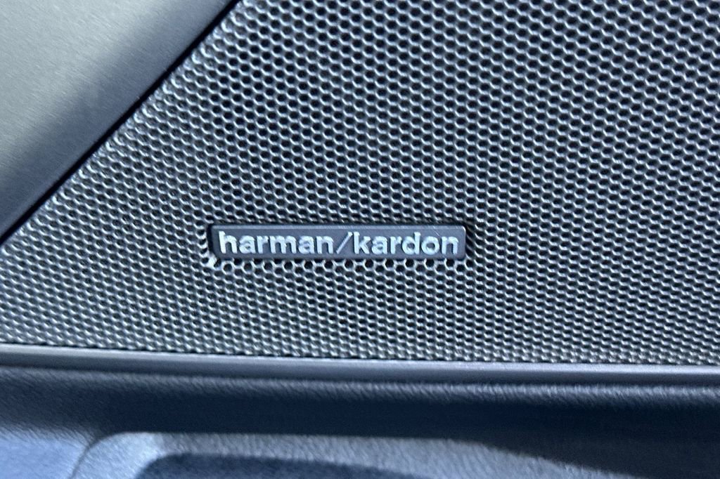 Used 2023 BMW M3 image 19